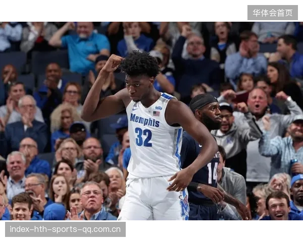 NBA怀斯曼内线对抗训练更强悍，开启未知潜能的新篇章